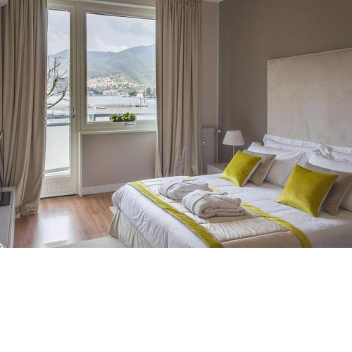 Como Lake Suites