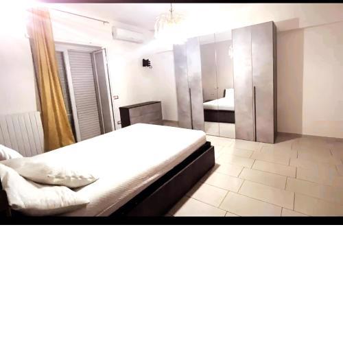 Compagno Terracina house