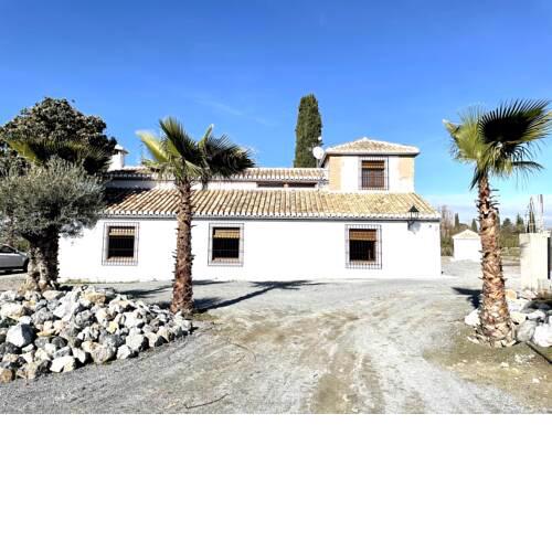 COMPLEJO RURAL TORRES Y NAVAS