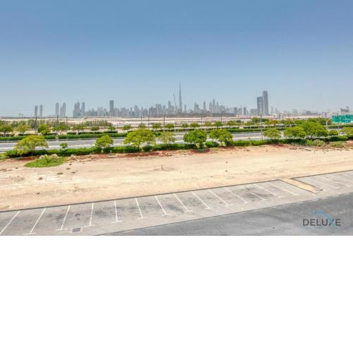 Contemporary 1BR at Prime Views Meydan by Deluxe Holiday Homes