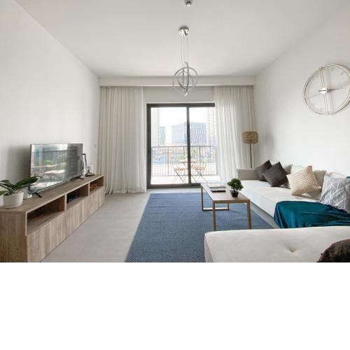 Contemporary Elegance: New 1 Bedroom Apartment