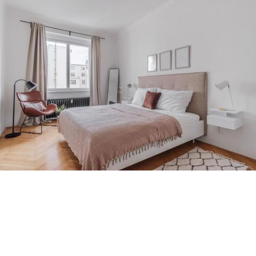 Contemporary Flat in New Town by Prague Days