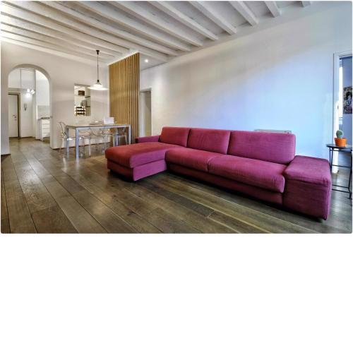 Contemporary House, in the design area of Navigli!