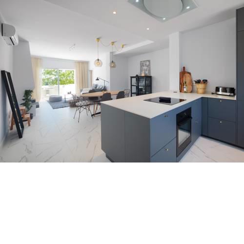 Contemporary Scandinavian style open plan apartment with 2 terraces