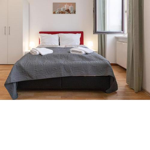 Convenient 2BR Apt. Near U6 Station am Schöpfwerk