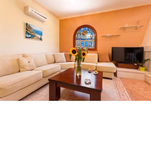 Coral 4 Bedroom Apartment