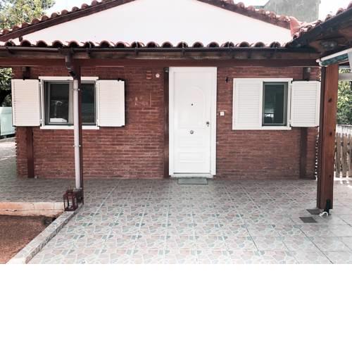 Coral Cottage House