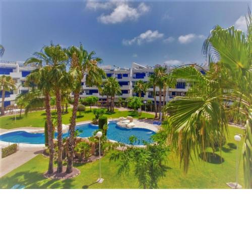 Coral House - La Calma - Playa Flamenca - big terrace & 4 Swimming pools.