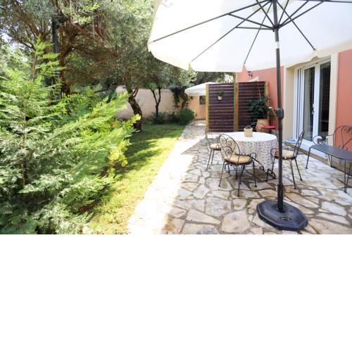 Corfu traditional Maisonette in Ipsos
