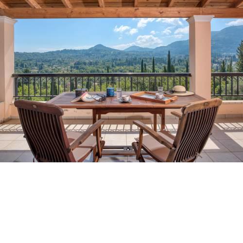 Corfu Villa Near The Beach And The City Centre
