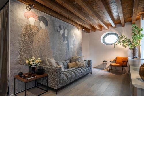 CORLO Holiday Home