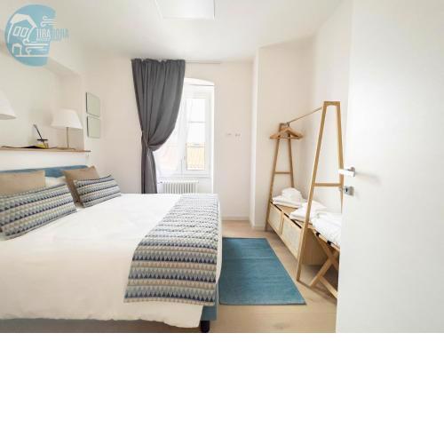 Corridoni 2E Tirabora Short Rent