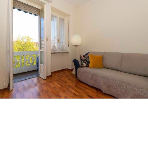 Corso Agnelli Balcony Apartment