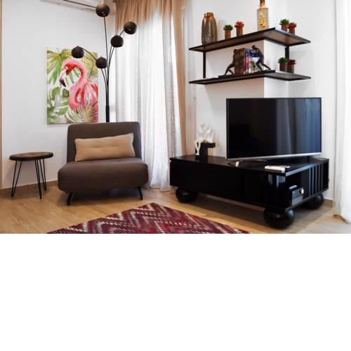 Cosmos n Armonia Apts.(Must)