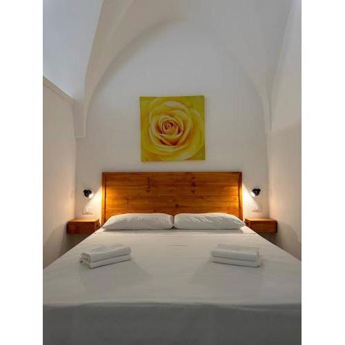 CosmyWhite, casa moderna nel cuore della città . . .