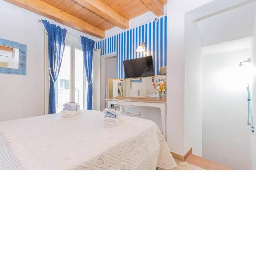 Costa Apartment