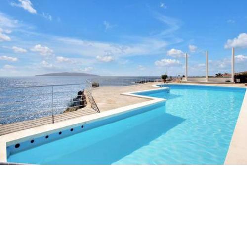 Costa Isora Fronline & Pool