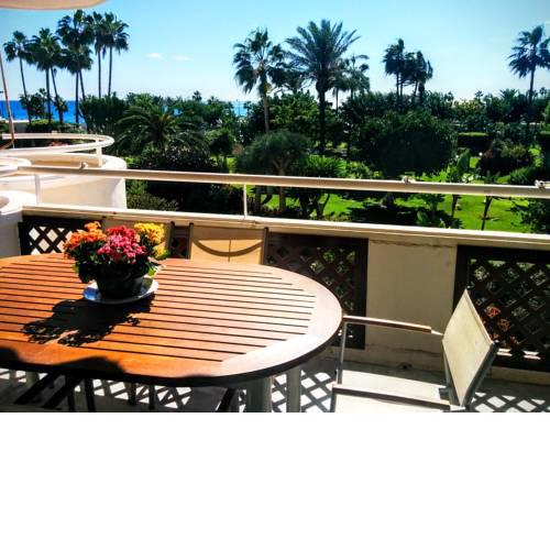 Costa Lago jacuzzi