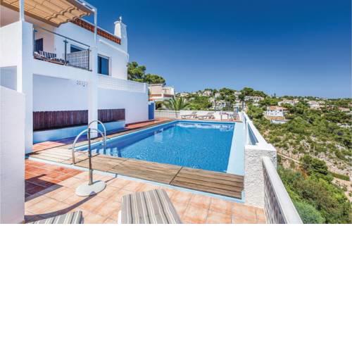 Costa Nova
