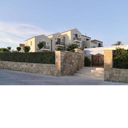 Costa Rossa Hotel