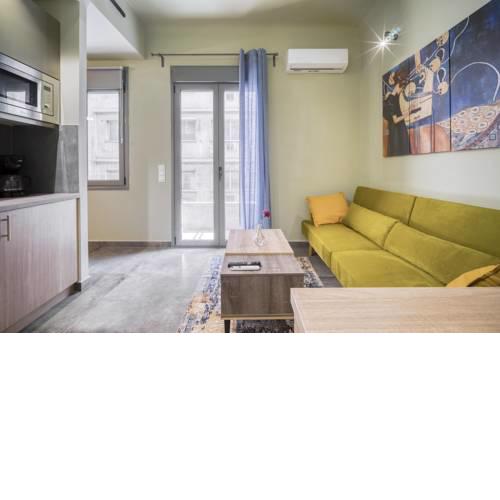 Cosy and sophisticated spot downtown Athens