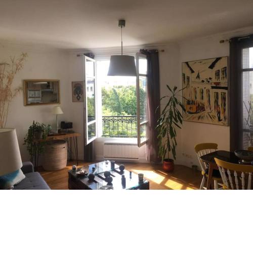 Cosy and very nice flat with open view on a parc