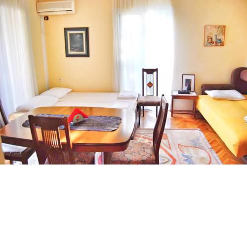 Cosy Apartment Budva