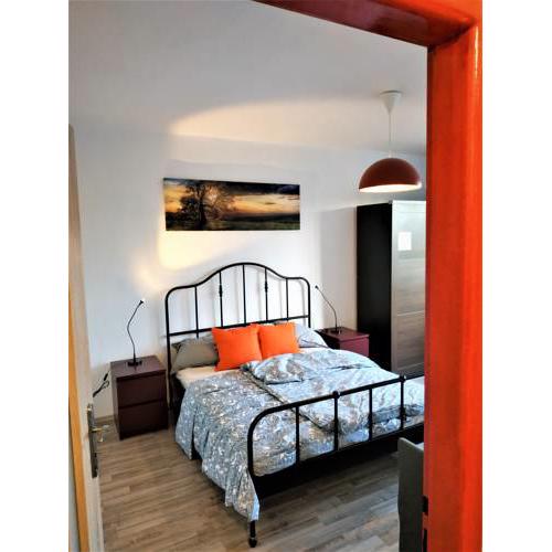 Cosy Apartment for 5 near Prague city center