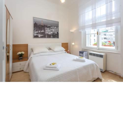 Cosy apartment in nice residential area 15 min tram from centre by easyBNB