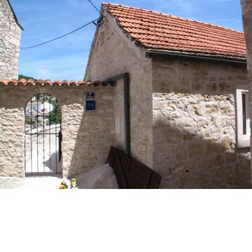 Cosy Apartment in Pučišća near the Beach
