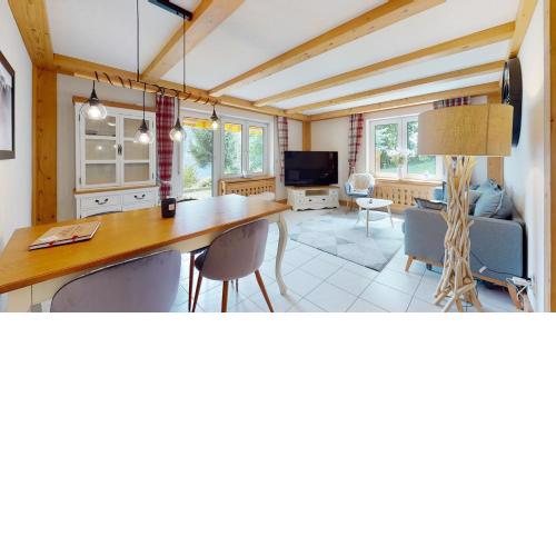 Cosy apartment surrounded by nature in Varen - Salgesch region