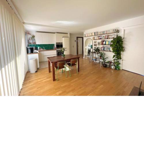 Cosy, calm 70m2, 2 bedroom flat.