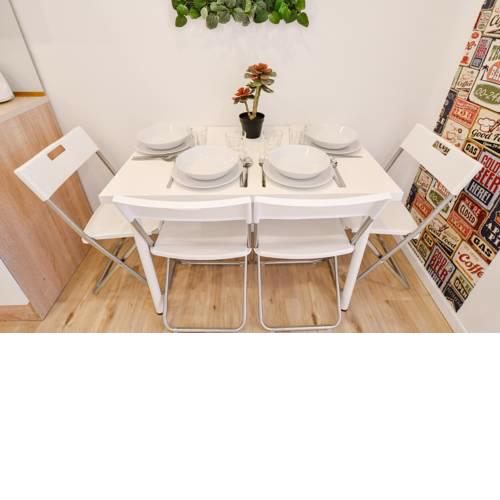 Cosy flat in Dob Street,Romeo