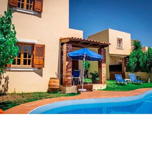 Cosy Holiday Home in Piscopiano with Private Pool