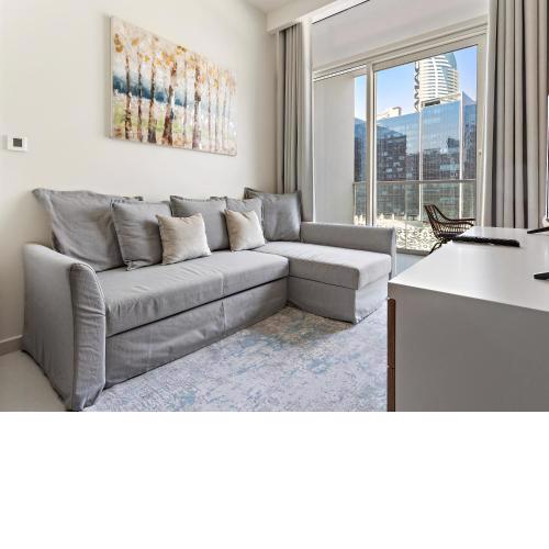 Cosy One Bedroom in Vera Tower- Business Bay