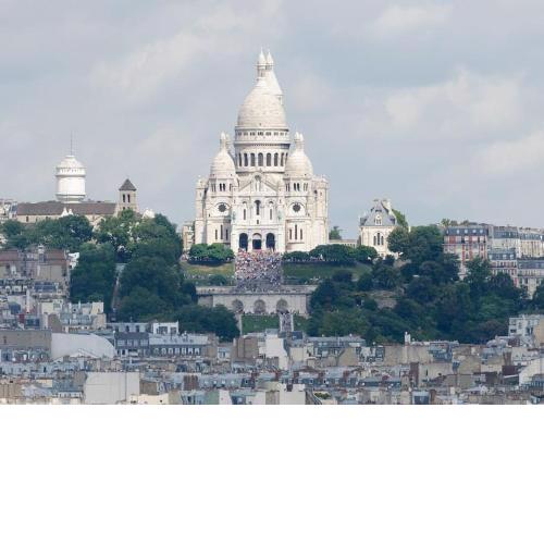 Cosy Paris Getaway