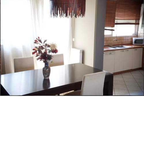 Cosy Relaxing Flat 60'' from Metro Station