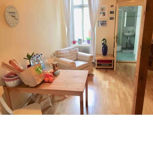 COSY RESIDENCE WITH HUGE GARDEN + FREE BREAKFAST