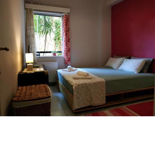 Cosy Retreat Next To Acropolis