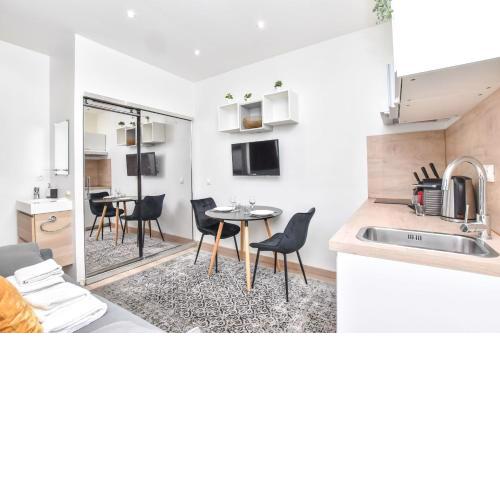 Cosy studio 2P- South Pigalle -Paris Center