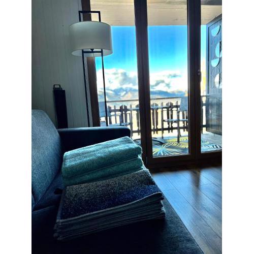 Cosy studio for 4 near ski lift, MELEZES K22