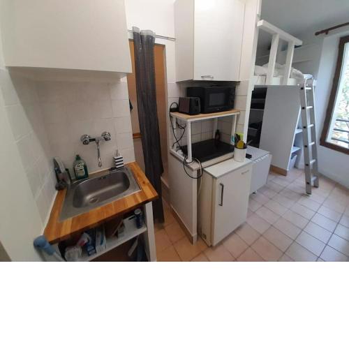 Cosy studio near Buttes-Chamont Park