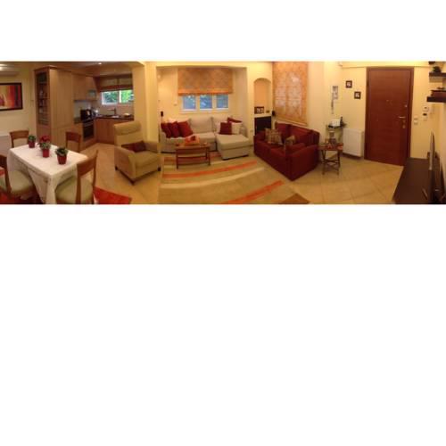 Cosy Studio South Athens' Voula