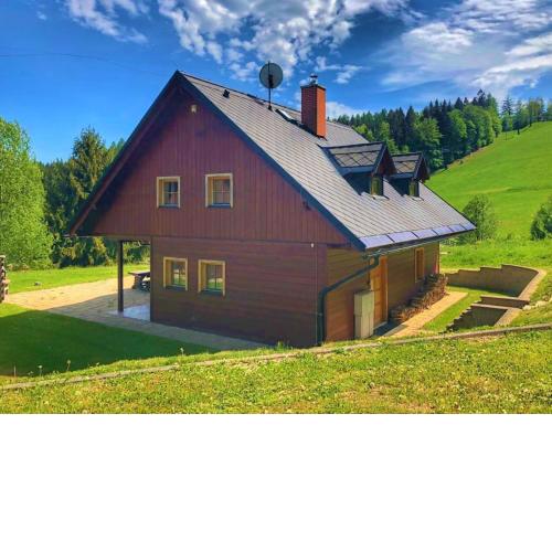 Cottage Zacler with garden