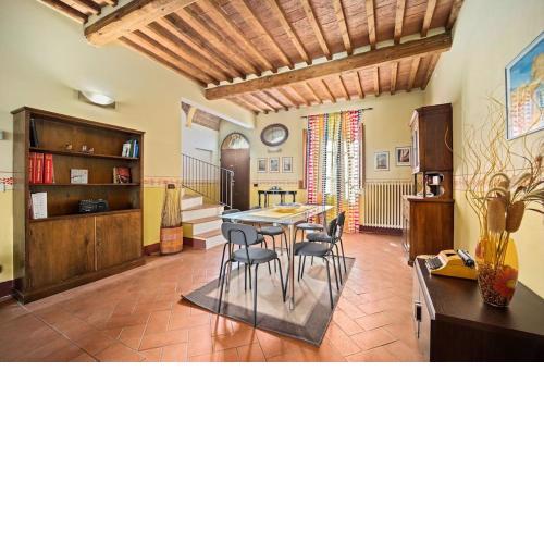 Country House "Cantucci & Vino"