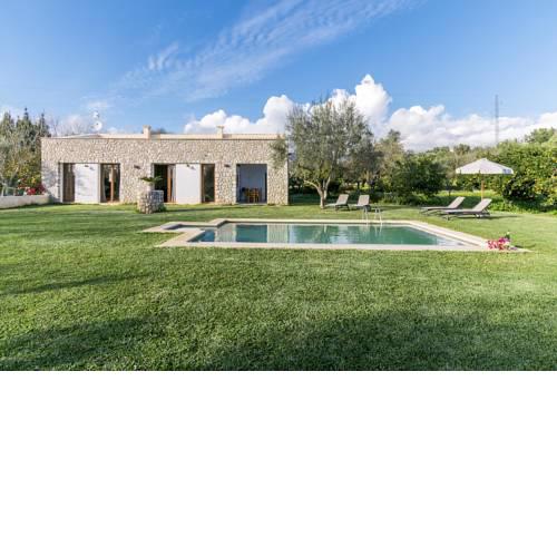 Country House Es Serral