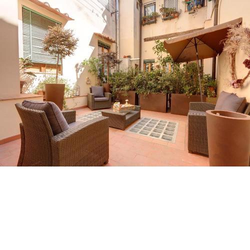 Courtyard Suite