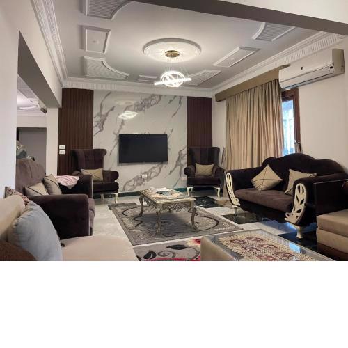 Cove Luxury Apartment-1