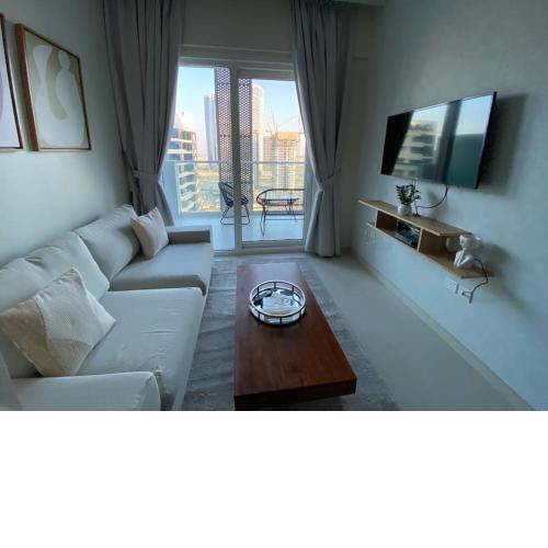 Cozy 1-BR with beautiful views