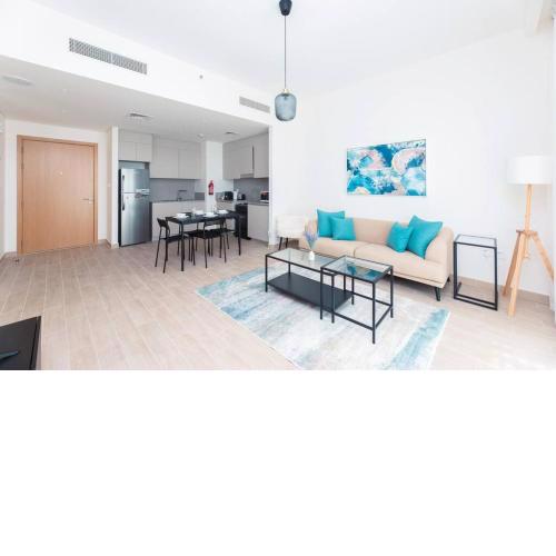 Cozy 1BR Apartment in Dubai Creek Beach!
